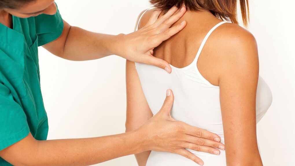 Exame médico para osteocondrose torácica