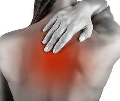 Dor debida á osteocondrose da columna vertebral torácica